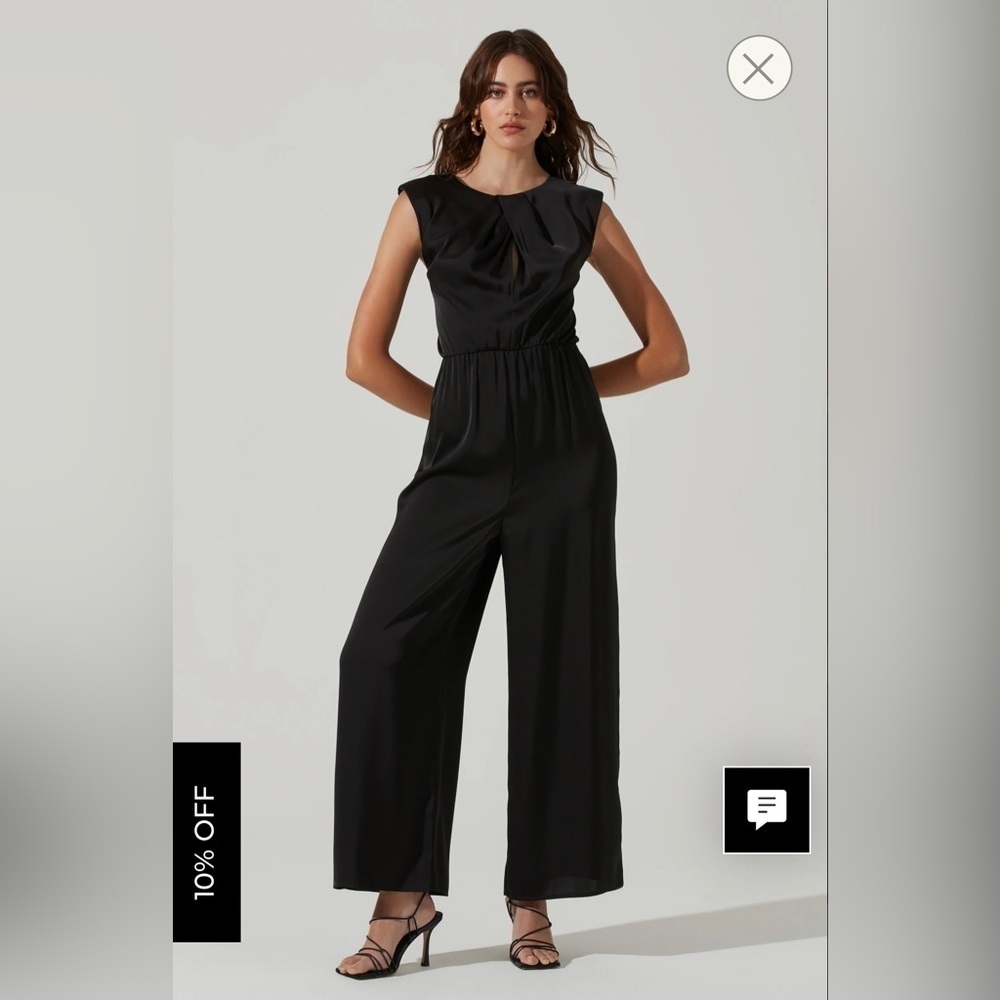 🆕- Astr INVERTED PLEAT NECK JUMPSUIT